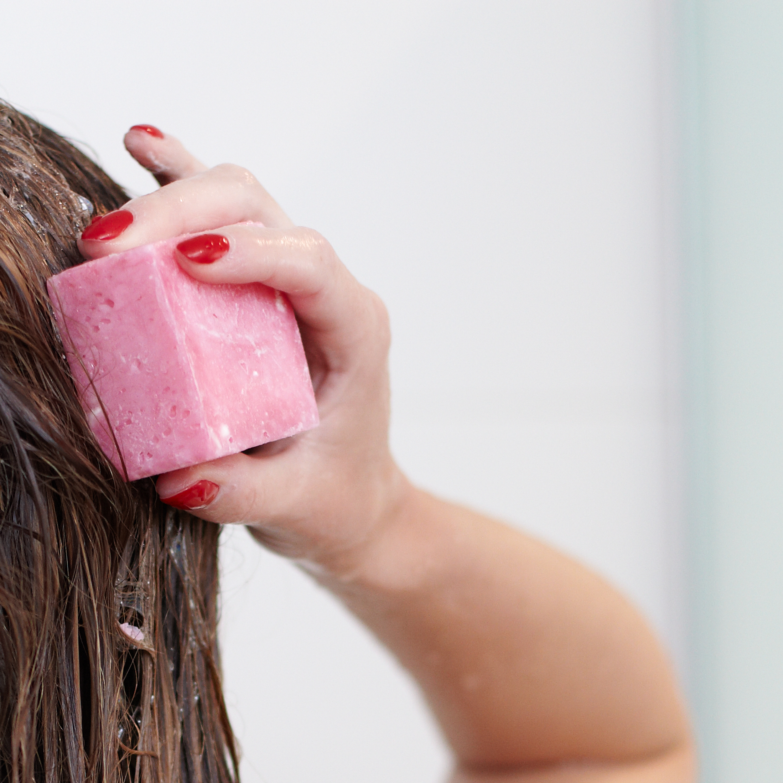 Hoe gebruik je een shampoo bar?