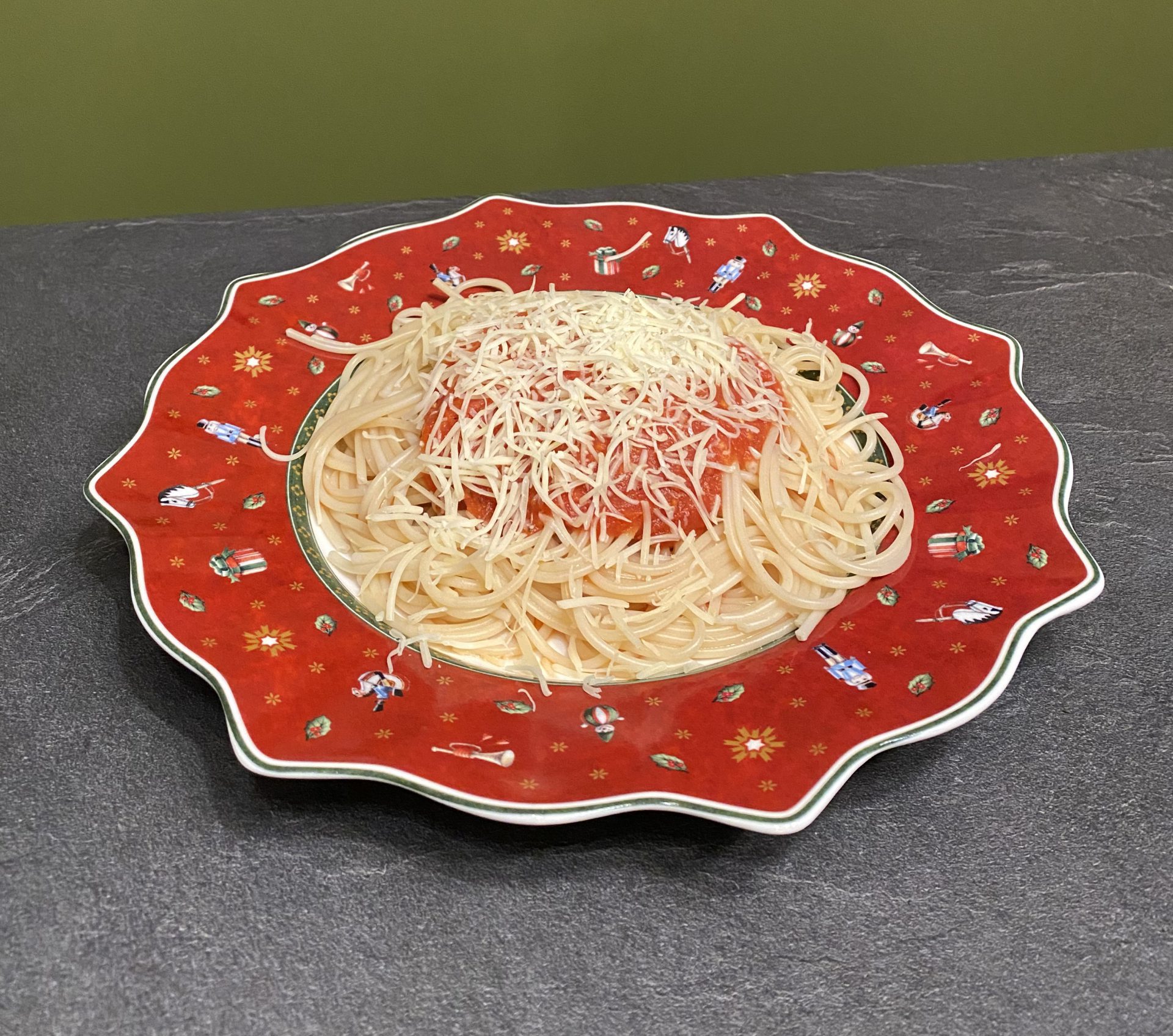 Spaghetti met tomatensaus met Maggi Rustic Bouillon Mediterranean