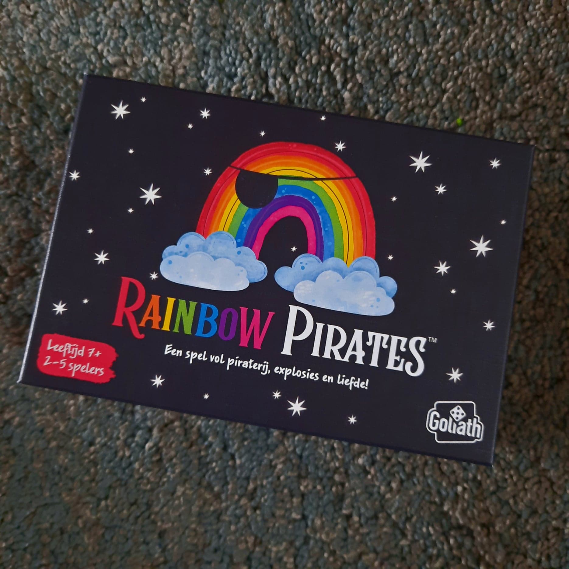 Rainbow Pirates is het nieuwe explosieve kaartspel van Goliath.