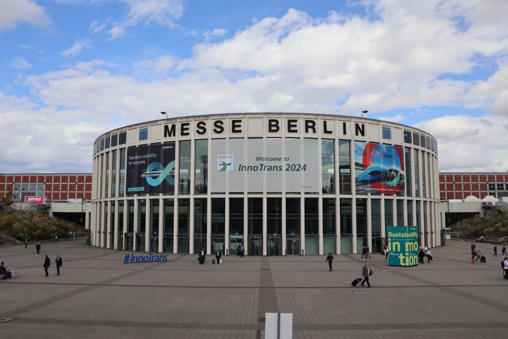 Innotrans Berlijn 2024 het beursgebouw.