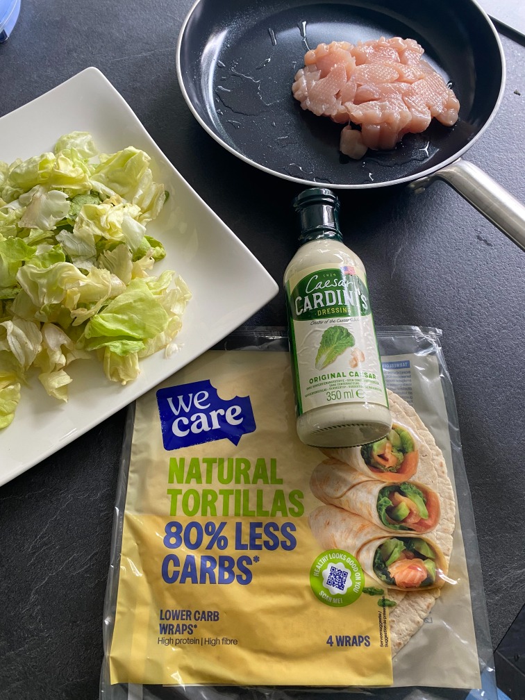 Ingrediënten voor de Caesar Wraps.