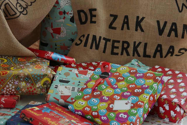 Stoute Sinterklaasliedjes: De nieuwe favorieten op een schoolplein